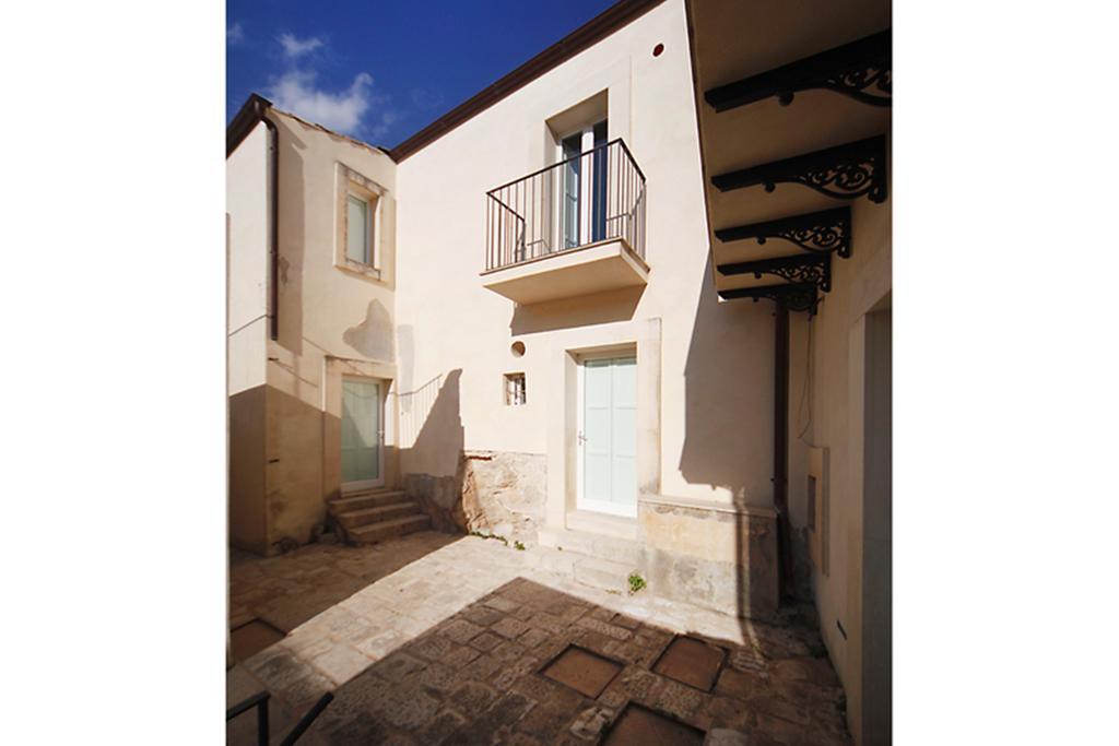 Dell'orologio 2* Ragusa